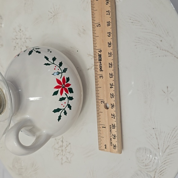 Vintage Holly Berry Porcelain Glass Hurricane Candleholder Taiwan Christmas - Picture 8 of 16